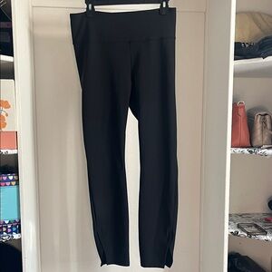 Calia Large black leggings ankle side slit